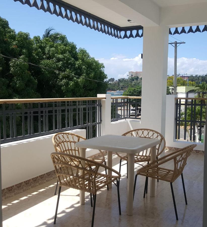 Hostal Marina Samana Экстерьер фото