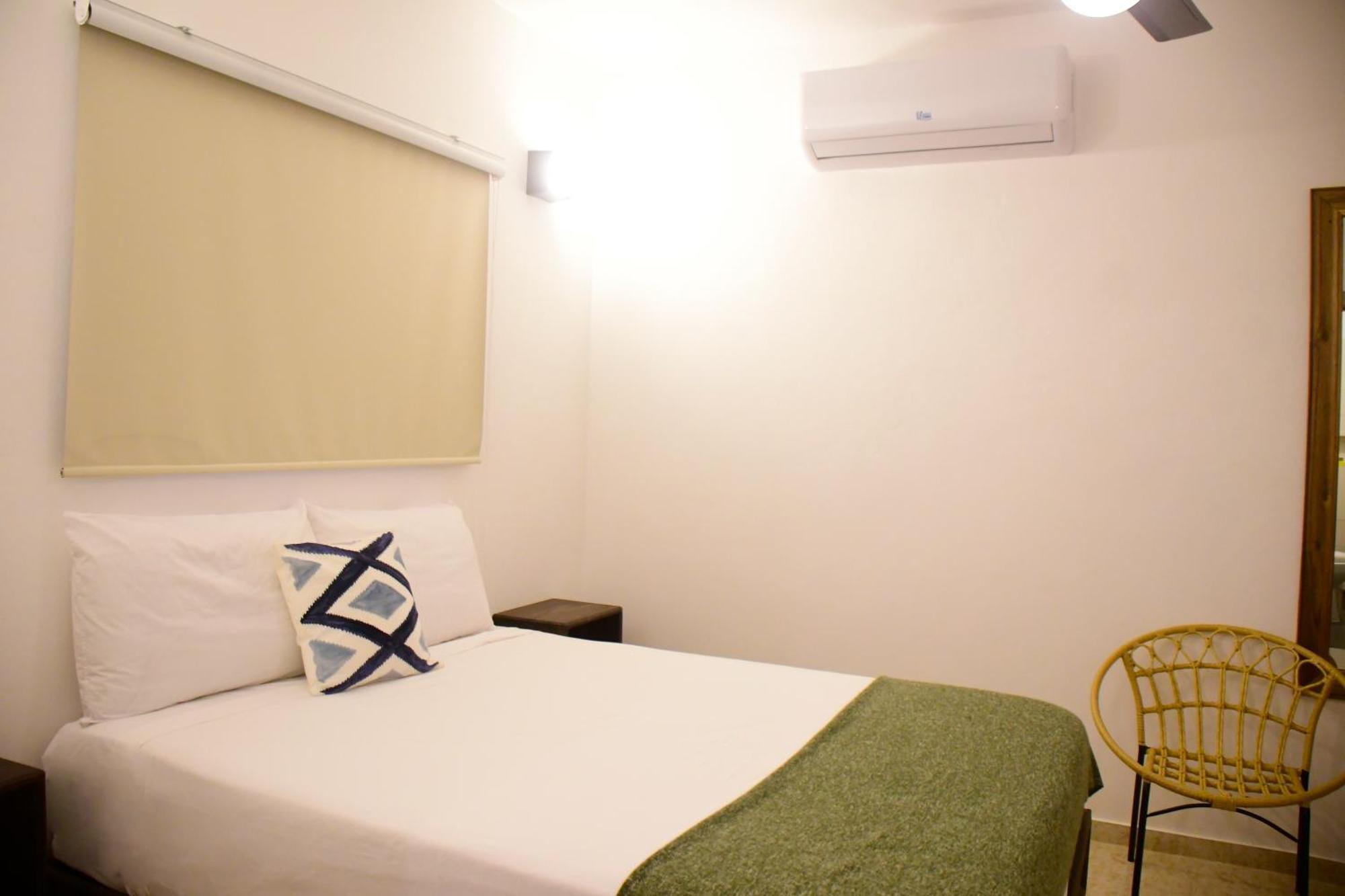 Hostal Marina Samana Экстерьер фото