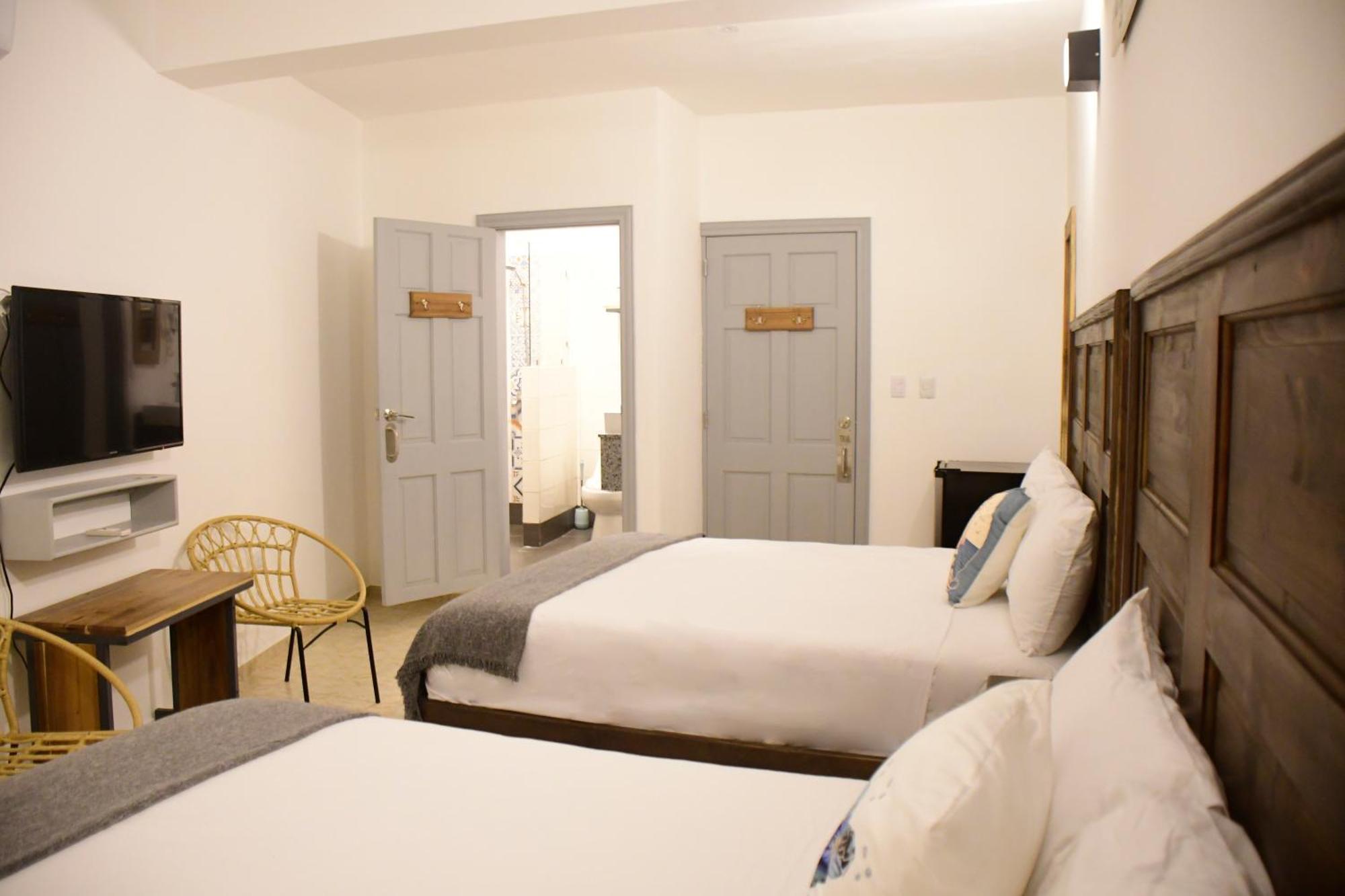 Hostal Marina Samana Экстерьер фото