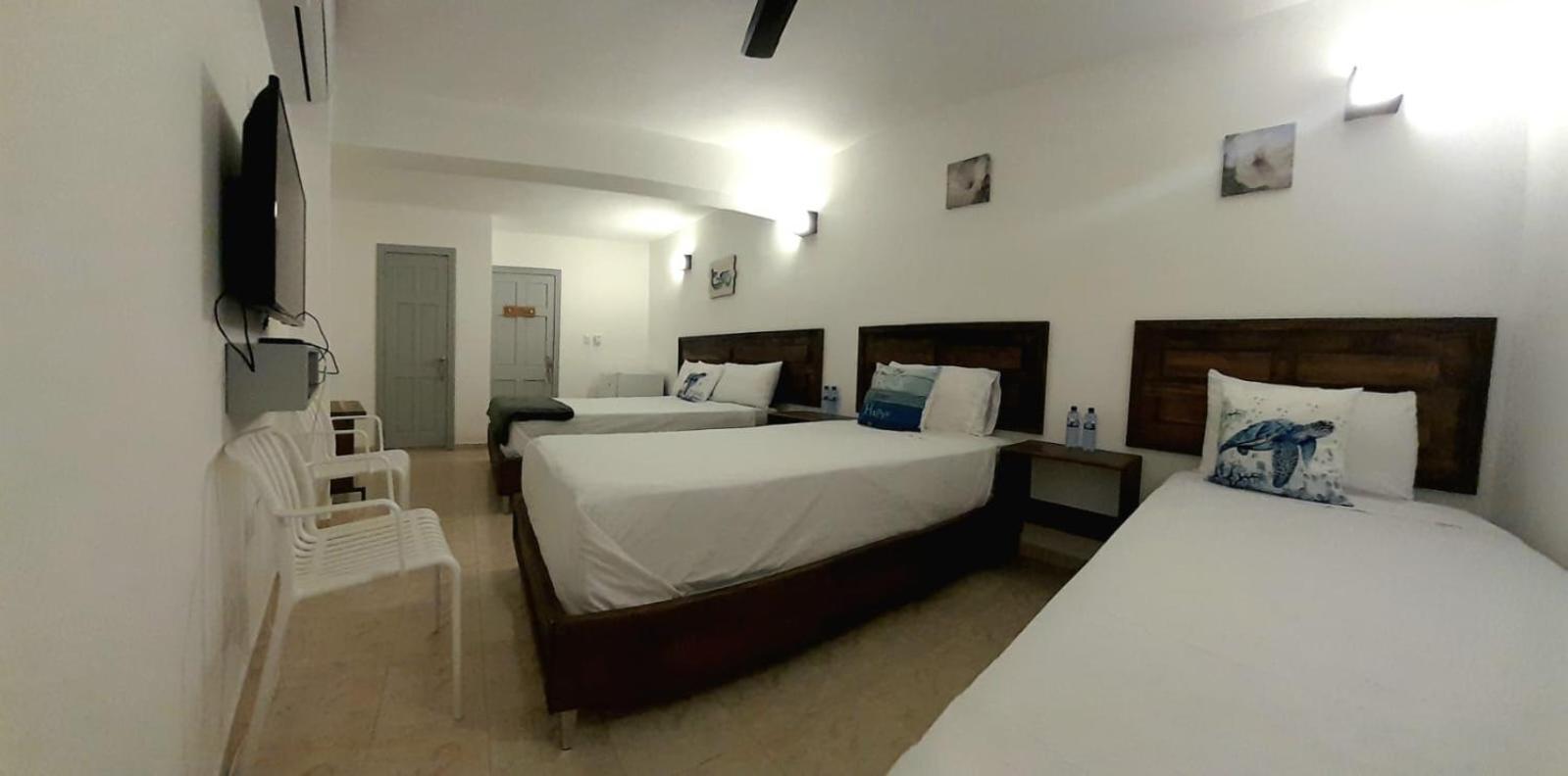 Hostal Marina Samana Экстерьер фото