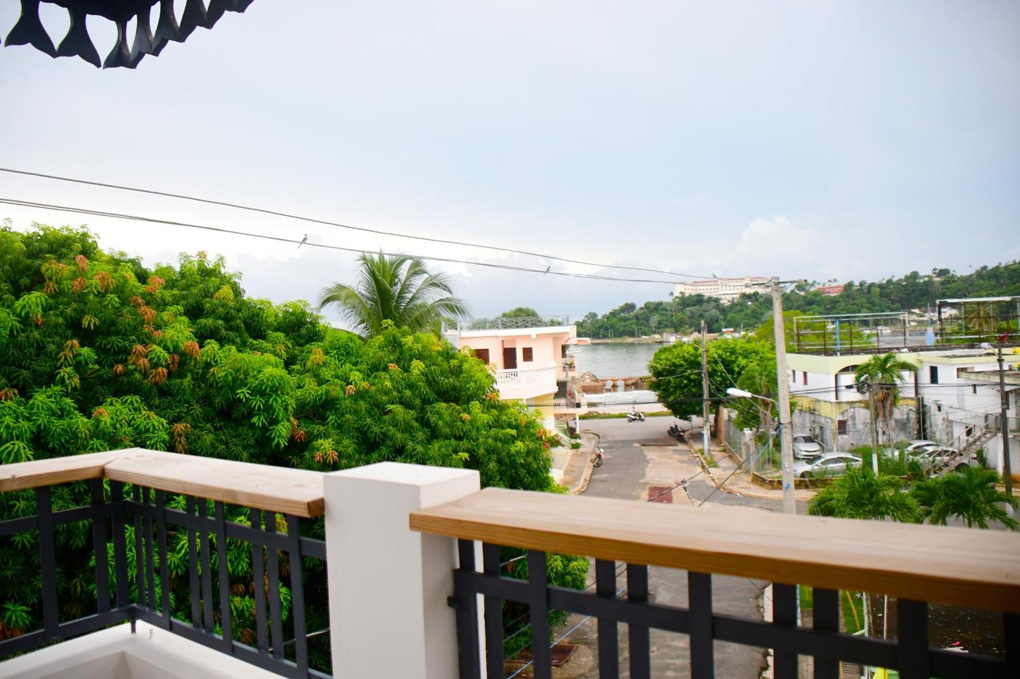 Hostal Marina Samana Экстерьер фото