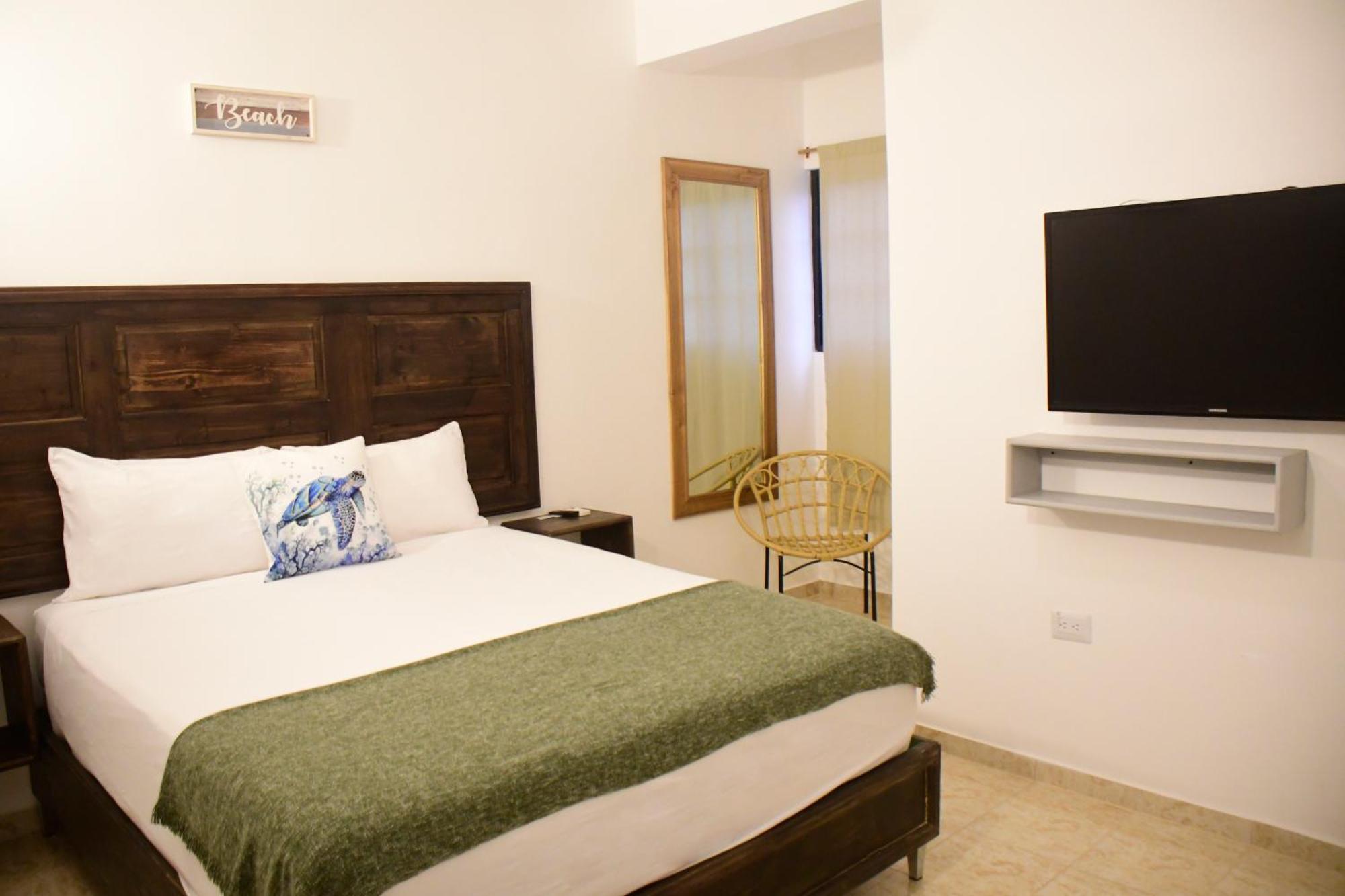 Hostal Marina Samana Экстерьер фото
